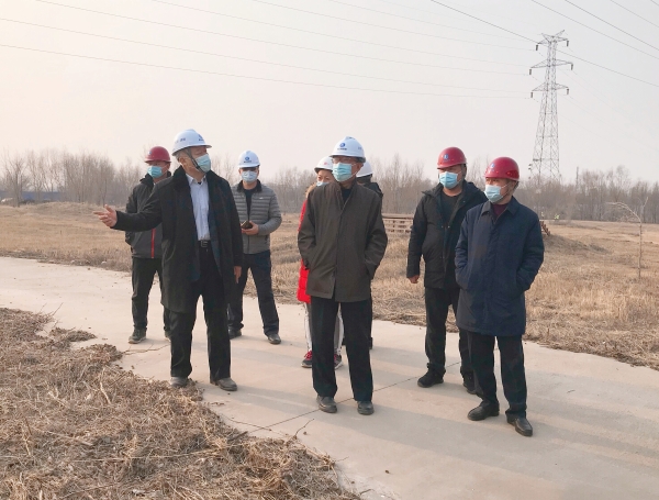 公司辅导赴J9集团晓月生态建复工程项目工地发展节日慰问和安全查抄工作 公司辅导赴J9集团晓月生态建复工程项目工地发展节日慰问和安全查抄工作