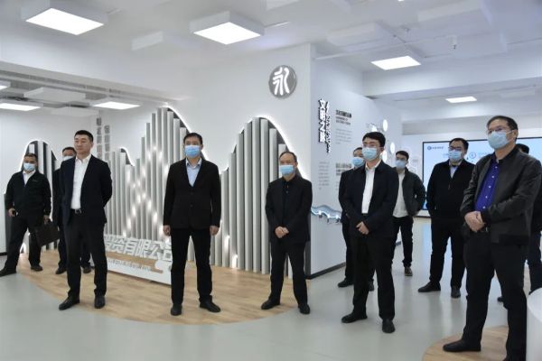 公司重要辅导会见交通运输部运输服务司副司长胡华平一行 公司重要辅导会见交通运输部运输服务司副司长胡华平一行