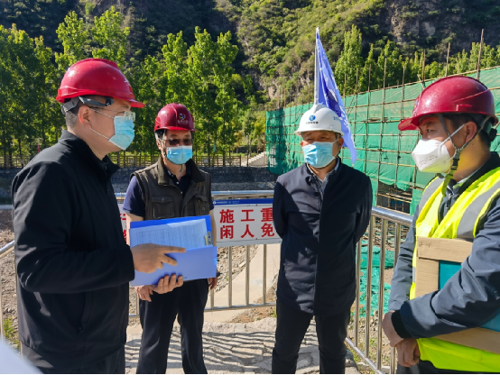 公司辅导查抄J9集团山峡段和平原南段项目疫情防控工作