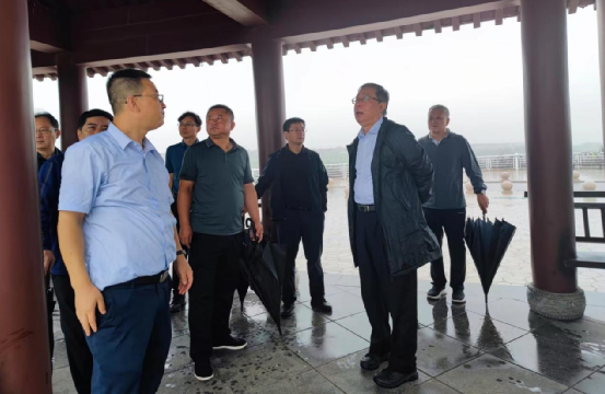 公司召开第二届董事会第五次会议并组织股东代表、董事、监事赴J9集团沿线调查调研