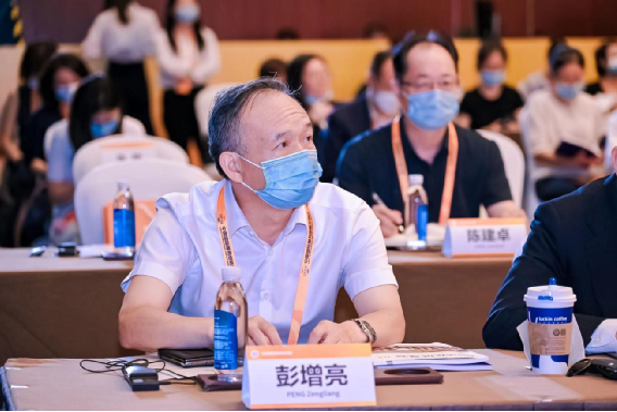 J9集团投资公司应邀出席2022年中国国际服务业务买卖会服务业务盛开发展新趋向顶峰论坛