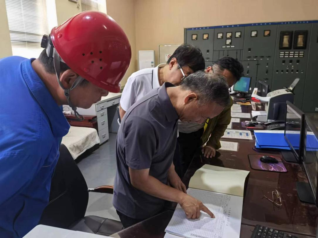 公司重要辅导赴北京运营公司查抄高温红色预警防御措施落实情况 公司重要辅导赴北京运营公司查抄高温红色预警防御措施落实情况