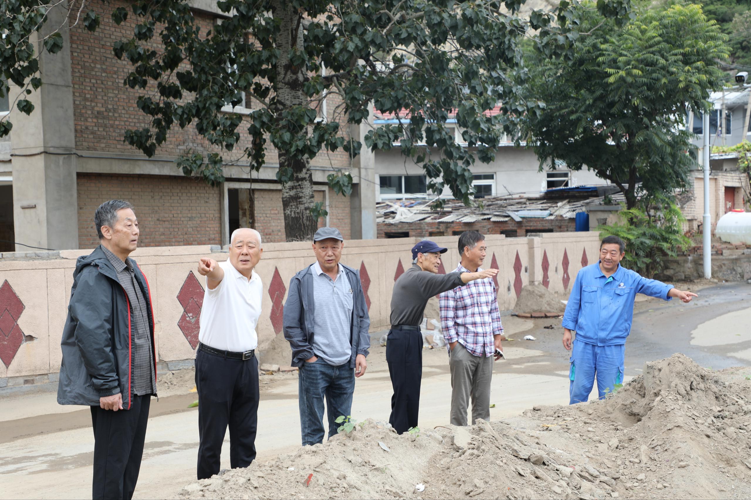 落坡岭水库、下苇甸电站建设者调研洪水应对情况及复原沉建工作 落坡岭水库、下苇甸电站建设者调研洪水应对情况及复原沉建工作