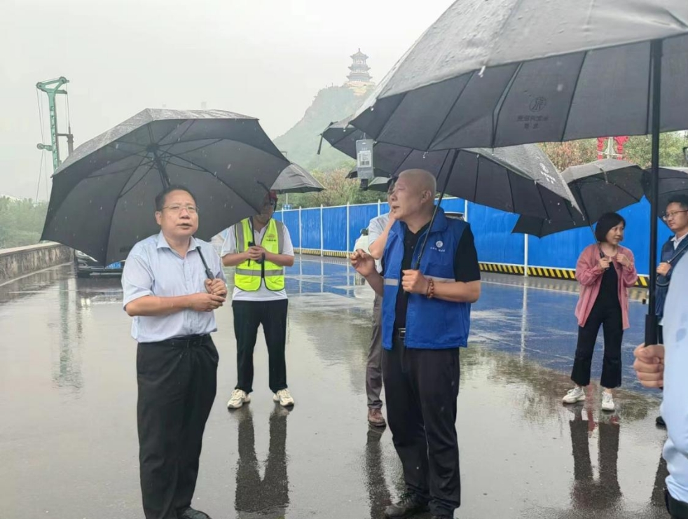 北京市水资源调度治理事务中心到公司北京灾后沉建项目办调研座谈 北京市水资源调度治理事务中心到公司北京灾后沉建项目办调研座谈