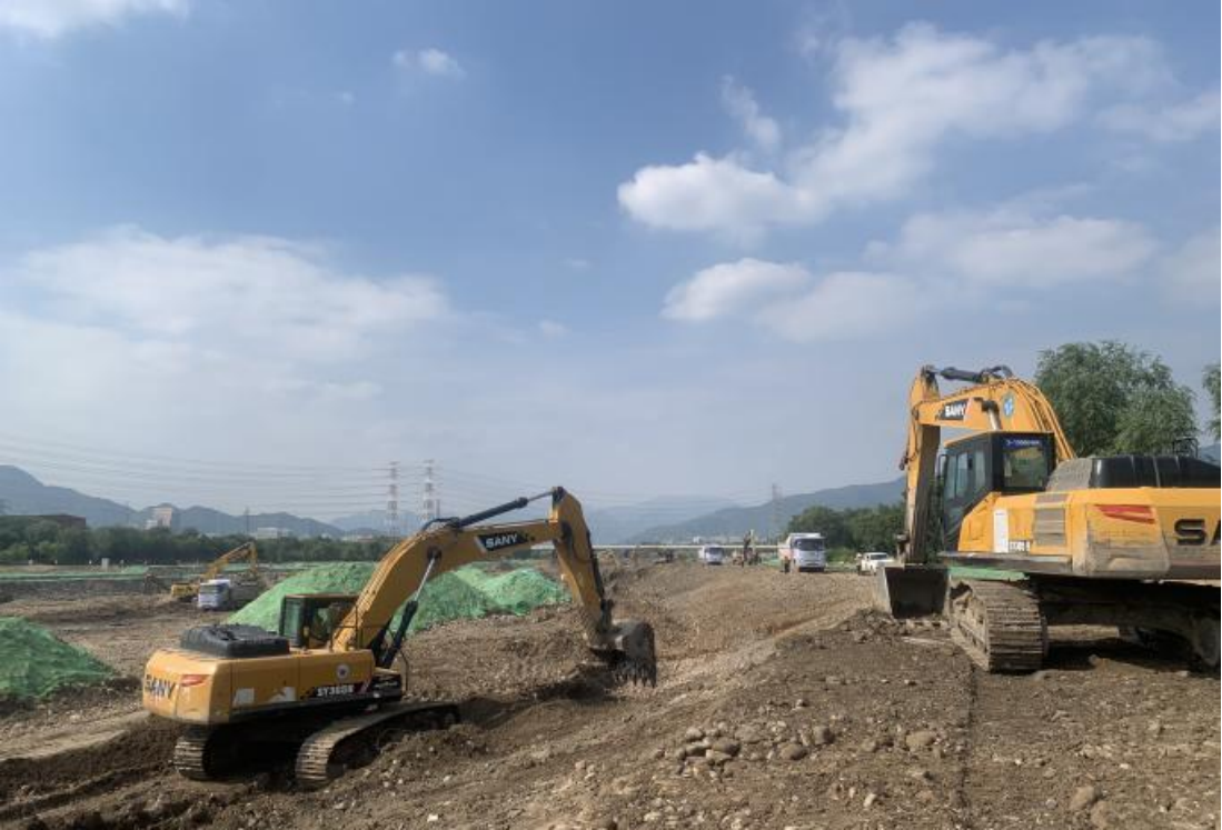 中秋“不打烊” J9集团北京段灾后复原沉建项目施工忙 中秋“不打烊” J9集团北京段灾后复原沉建项目施工忙