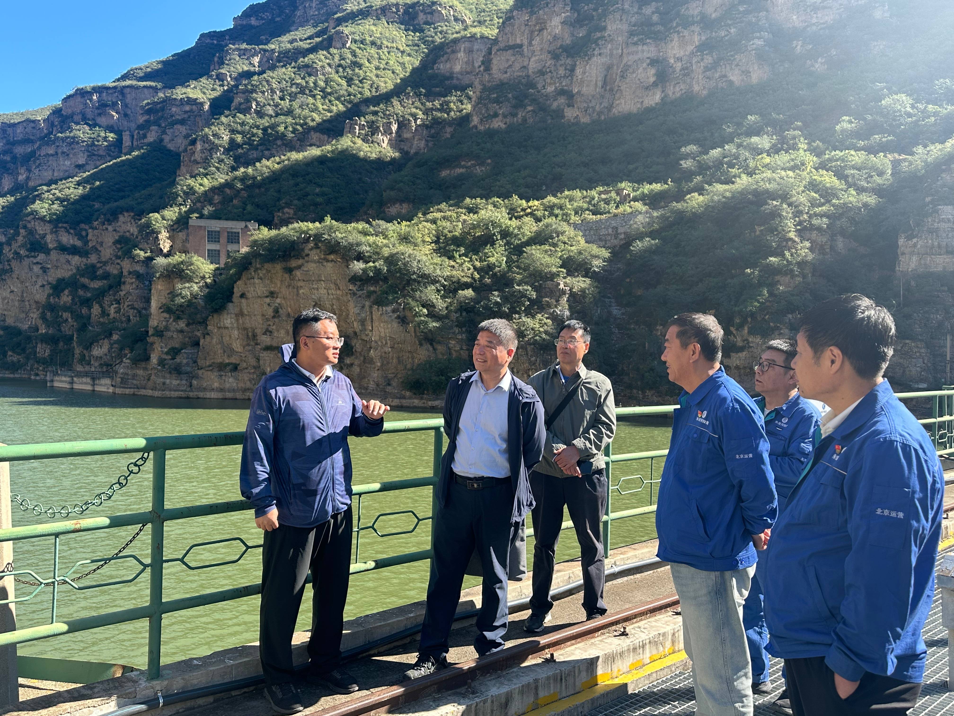 北京市水务局专家组查抄珠窝水库尺度化建设工作