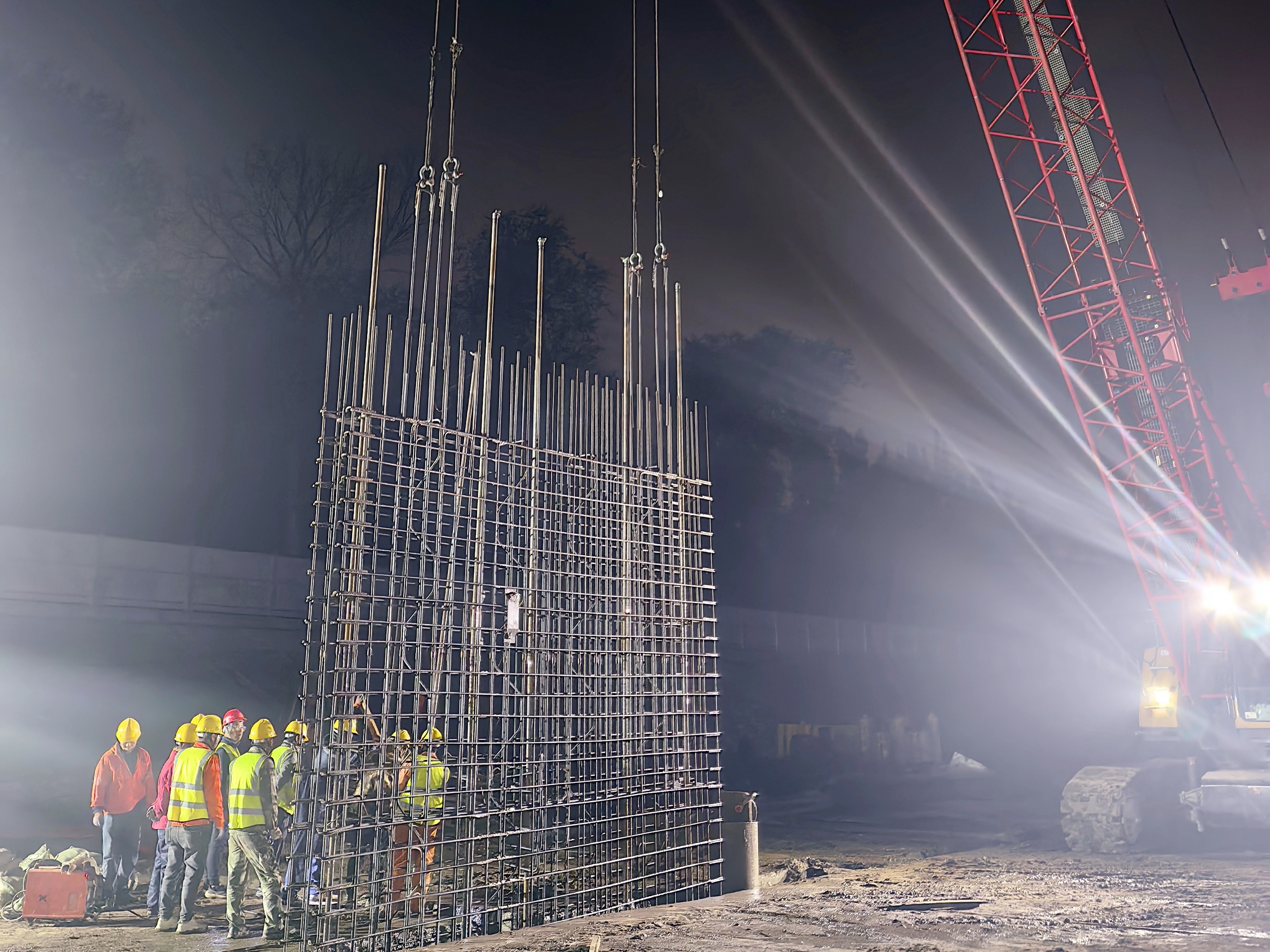 J9集团治理建复:假日一向工 大干一百天 J9集团治理建复:假日一向工 大干一百天